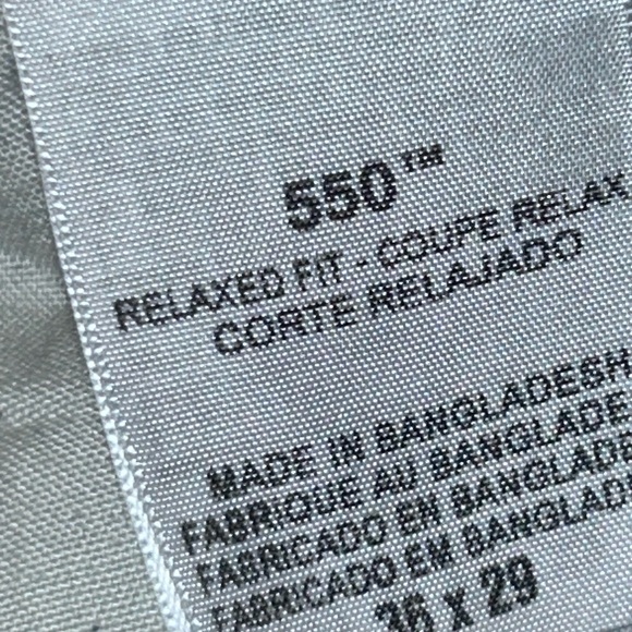 EUC - Levi's 550 36x29 relaxed fit - Picture 4 of 6